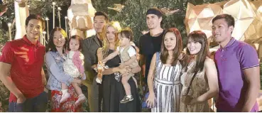  ??  ?? …and (from left) Chris Tiu and wife Clarisse (and daughter), Marc Pingris and wife Danica Sotto, and Mark Barroca and wife Russell.