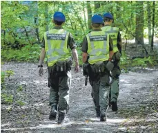  ?? FOTO: SERGEI SUPINSKY ?? In diesem Park in der ukrainisch­en Hauptstadt Kiew wurde Schischows Leichnam gefunden.