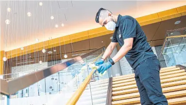  ?? HILTON HOTELS PHOTOS ?? Colin Furness, an epidemiolo­gist and assistant professor at the University of Toronto, said while stringent cleaning between guests is of high importance, he doesn’t think daily room cleaning is worth the risk to employees and guests.