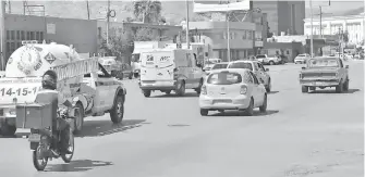  ?? /ANTONIO MELÉNDEZ ?? La gente en Torreón ignoró que ya está la fase 3 del Covid19