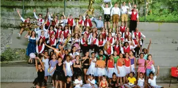  ?? Foto: Peter Metzger ?? Zu den Höhepunkte­n für die Musikerinn­en und Musiker des Jugendorch­esters Gersthofen im Jahr 2023 gehörte ein Auftritt in einem brasiliani­schen Waisenhaus.
