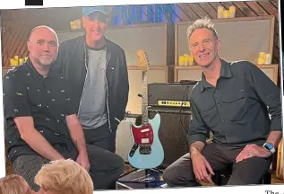  ?? ?? PRIZE GUITAR:
Chad with Martin Nolan and Nirvana’s guitar technician Earnie Bailey. The guitar is expected to fetch up to €2m when it goes up for auction in Nashville next month