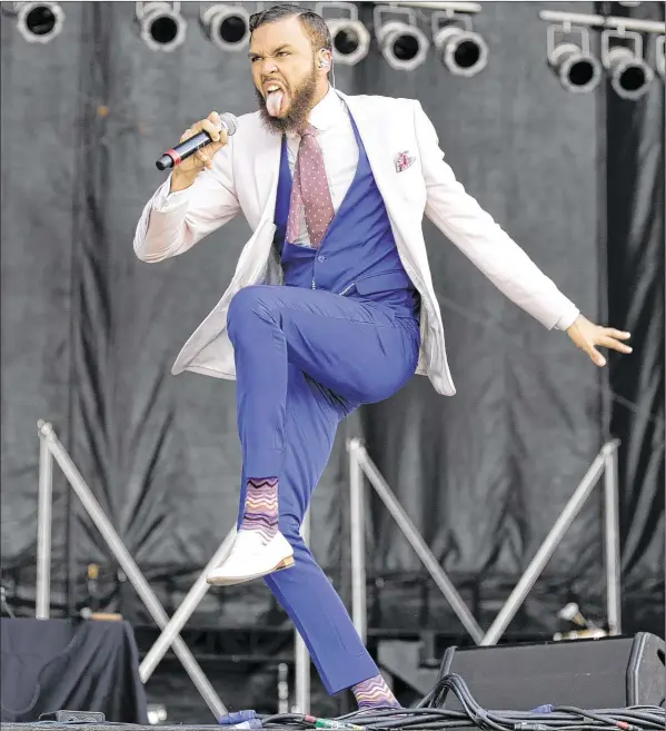  ?? JAY JANNER / AMERICANST­ATESMAN ?? Jidenna showed he has a hat full of magic when he performed at Zilker Park on Sunday.