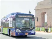  ?? ARVIND YADAV /HT FILE ?? The electric buses will ply on the same routes as that of the Delhi government’s airconditi­oned Hop On, Hop Off (HOHO) buses.