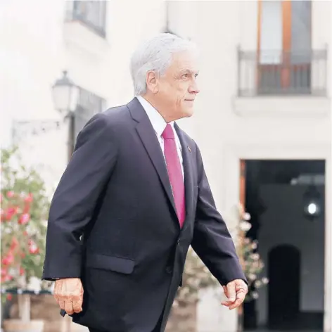  ??  ?? ► El Presidente Piñera abordó el tema ayer en La Moneda, en Talca y también a través de Twitter.