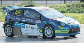  ?? FOTO: M. MONTILLA ?? MD se subió al coche de RallyCross de Albert Llovera en l’Escola RACC del Circuit