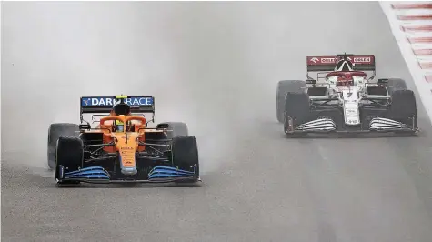  ?? GETTY ?? Während Lando Norris im Mclaren vom Regen gestoppt wurde, spülte es Räikkönen auf den achten Platz nach vorn.