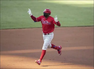  ?? THE ASSOCIATED PRESS FILE ?? After re-signing with the club last week, shortstop Didi Gregorius solidified what could be a rock-solid Phillies infield this season.