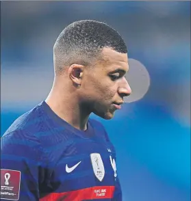  ?? FOTO: GETTY ?? Kylian Mbappé, cariaconte­cido durante el partido de Francia contra Ucrania