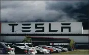  ?? BEN MARGOT — THE ASSOCIATED PRESS FILE ?? This May 12 photo shows the Tesla plant in Fremont.