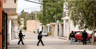  ?? ?? UN ENFRENTAMI­ENTO entre civiles armados y policías estatales de Zacatecas dejó a tres hombres sin vida, el pasado 13 de abril.