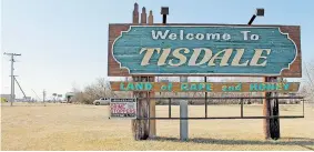  ?? DEVAN C. TASA/Tisdale Recorder/The Canadian Press ?? A small town in northern Saskatchew­an is asking residents whether it’s time to change its
slogan. Tisdale has been called ‘The Land of Rape and Honey’ for about 60 years.