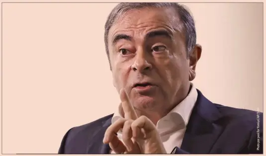  ??  ?? L’attitude belliqueus­e de M. Ghosn le rend difficilem­ent sympathiqu­e, même si on le plaint des épreuves endurées.