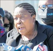  ?? ANTONIO PEREZ/CHICAGO TRIBUNE ?? Beatrice Roberson speaks to the media Oct. 2 after Cook County prosecutor­s said they would not charge the police officer who shot and killed her son, Jemel Roberson, in 2018.