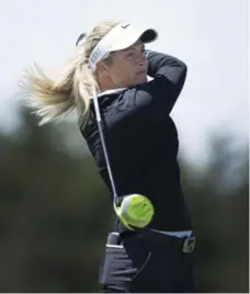  ?? PETER POWER/THE CANADIAN PRESS ?? Suzann Pettersen tees off at the Manulife LPGA Classic on Saturday.