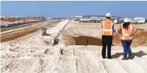  ?? ALEXANDRA MENDOZA U-T ?? En octubre comenzaron trabajos para pavimentar el último tramo de la SR-11 que conectará con el nuevo puerto de entrada.