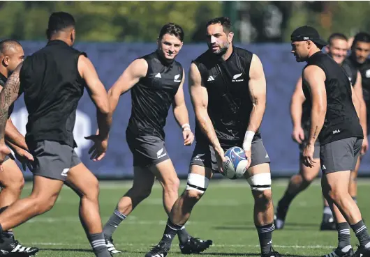  ?? GETTY IMAGES ?? Sam Whitelock, with the ball, runs through drills with the All Blacks at the World Cup in France last year.