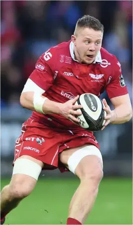  ??  ?? Flankers James Davies (left) and Josh Macleod have both been long-term absentees for the Scarlets.