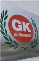  ??  ?? NOSTALGI: Galleriet har fått tillatelse til å bruke den gamle logoen til Grimstad konserves. Logoen er imidlertid konstruert på nytt.