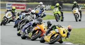  ?? PHOTO: JOHN BISSET/STUFF ?? Avalon Biddle, of Orewa, leads on a Kawasaki ZX6R in the Supersport 600 at Levels Raceway.
