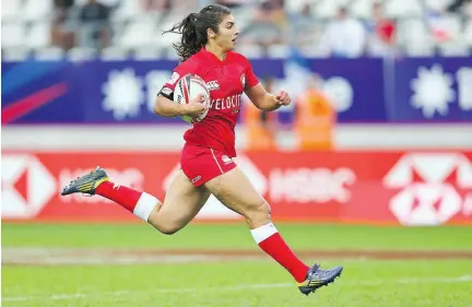 ?? STEVE BARDENS / GETTY IMAGES ?? Bianca Farella is back from shoulder surgery to help third-seeded Canada at this week’s rugby Sevens World Cup in San Francisco.