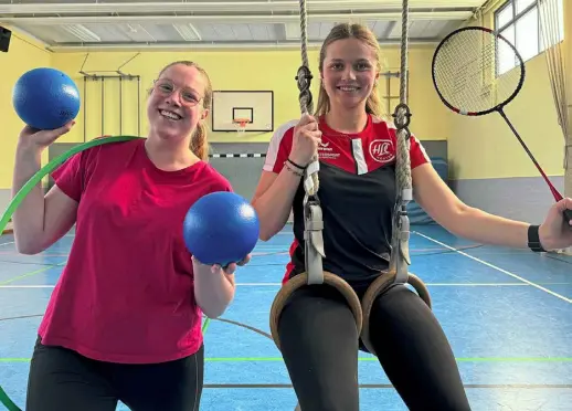  ?? Foto: Tanja Sauerland ?? Ihre Herzen schlagen für den Sport – und für Kinder: Sophie Beenders (links) und Sarah Schmidt haben ihre Berufswahl im Ehrenamt entdeckt.