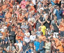  ?? ?? Dundee United fans are backing their club.