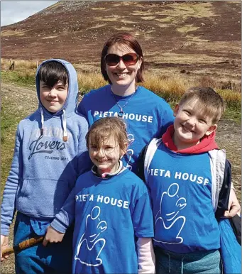  ??  ?? Pam Kehoe with her children Cathal, Eoghan and Niamh.