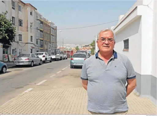  ?? ERASMO FENOY ?? El padre Pedro Gómez, cura de la parroquia de Espíritu Santo.