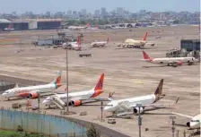  ?? ?? Flights interrupte­d: Air India Express on Thursday cancelled 85 flights due to disruption­s because of cabin crew shortage.