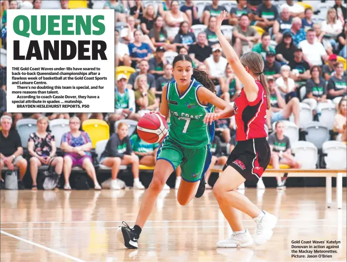  ?? Picture: Jason O’Brien ?? Gold Coast Waves’ Katelyn Donovan in action against the Mackay Meteorette­s.