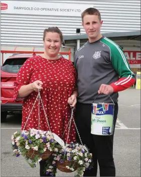  ??  ?? Louise and Thomas Hickey getting ready for planting and painting after a visit to the re-opened Co-Op Superstore in Mallow.