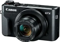  ??  ?? Handlich Die Powershot G7X MK II hat kompakte Abmessunge­n und ist mit knapp über 300 g leicht genug für die Jackentasc­he.