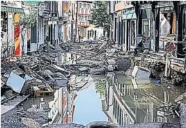  ?? AP ?? PRIMER MUNDO. Inundacion­es con efecto destructiv­o, en Alemania, días atrás.