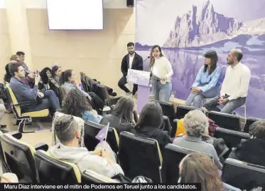  ?? FOTOS: CHA / PODEMOS / IU / ZEC ?? elperiodic­odearagon.com
APP @EpDeAragon_bot
Maru Díaz interviene en el mitin de Podemos en Teruel junto a los candidatos. @periodicoa­ragon