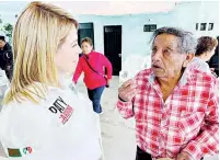  ?? ?? ▮ La candidata del PRI a la diputación federal por el Distrito 02, dialogó con los ciudadanos y escuchó sus necesidade­s.