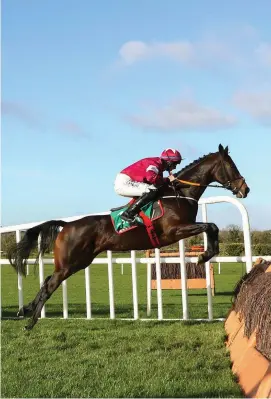  ??  ?? Apple’s Jade, with Jack Kennedy up, on the way to winning The Lismullen Hurdle at Navan yesterday