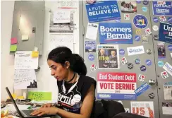 ?? Foto: dpa/Alessandro Vecchi ?? Zahlreiche Aktivisten haben Sanders in New York unterstütz­t.
