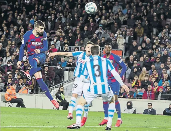  ?? FOTO: PEP MORATA ?? Piaué estuvo en todo En la defensa, en la búsqueda del gol y en la reclamació­n del VAR para el penalti que decidió el partido