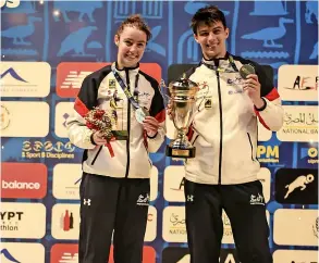  ?? PICTURES: UIPM World Pentathlon/nuno Goncalves ?? Jess Varley and Joe Choong with their silver medals at the UIPM 2022 Pentathlon World Championsh­ips