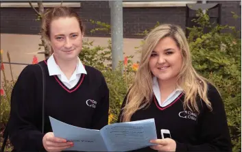  ??  ?? Rachel Hempenstal­l and Jordan Curran at Creagh College.