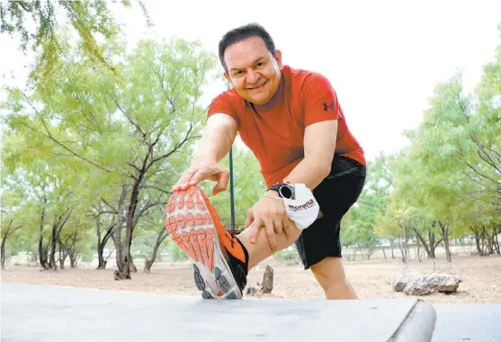  ?? LEONEL ROCHA ?? El abanderado señala que tiene el ritmo para correr hasta medio maratón.