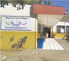  ??  ?? Problemas con pozo. El abastecimi­ento de agua para la unidad de salud en la colonia Milagro de la Paz cesó debido a que el pozo se secó, según autoridad.