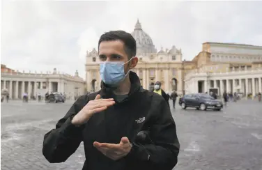  ?? Gregorio Borgia / Associated Press ?? Whistleblo­wer Kamil Jarzembows­ki meets journalist­s in St. Peter's Square at the Vatican.