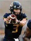  ?? JAMIE SQUIRE/GETTY IMAGES ?? Missouri quarterbac­k Drew Lock has 11 touchdown passes in three games. Lock knows how to wait for a play to break open, says Georgia coach Kirby Smart.