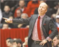  ?? FRANK VICTORES, USA TODAY SPORTS ?? Cincinnati’s Mick Cronin says of recruiting, “You can’t mislead people, because then the relationsh­ip is doomed to fail.”