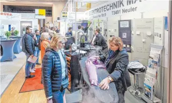  ?? FOTO: SCHLIPF ?? Informatio­nen rund um Handwerk, Wohnen und Haushalt hat es in der Stadthalle gegeben.