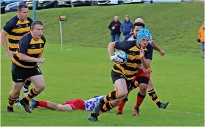  ?? ?? Man of the Match Jake Coates on his way to score his first try on Saturday