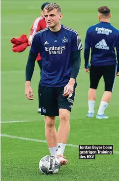  ??  ?? Jordan Beyer beim gestrigen Training des HSV