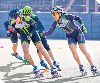  ??  ?? Buscan que el patinaje en México sea algo más que un deporte, y que se lleve a los niveles más altos de competenci­a a nivel mundial.